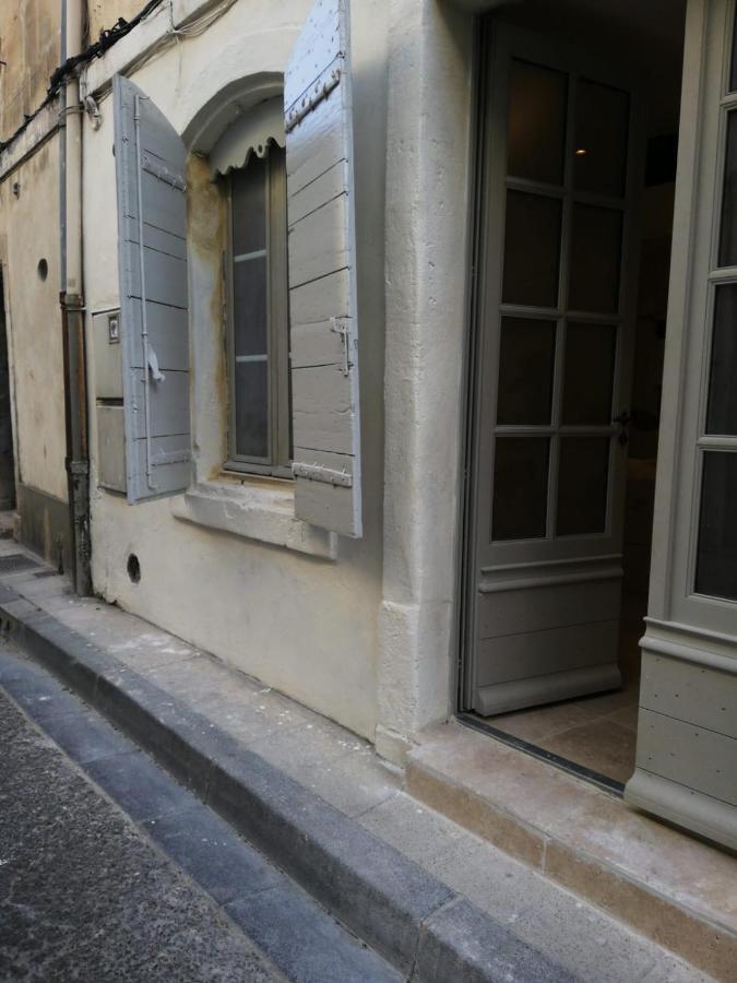 Superbe Appart Rustique Arles Luaran gambar